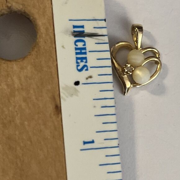 Vintage 14K Yellow Gold Double Pearl & Diamond Heart Shape Pendant - Picture 7 of 7